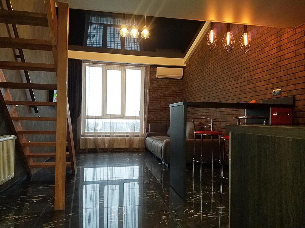 В Стиле Loft 2Ухэтажная Квартира. Lejlighed Kharkiv Eksteriør billede